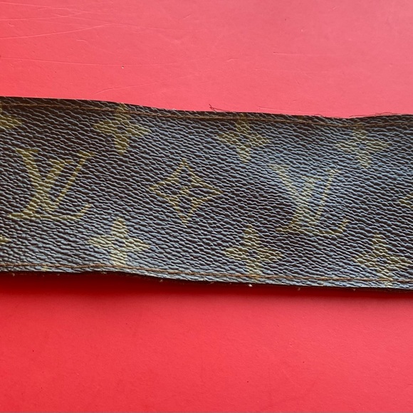 Handmade cuff with vintage material - Picture 2 of 8